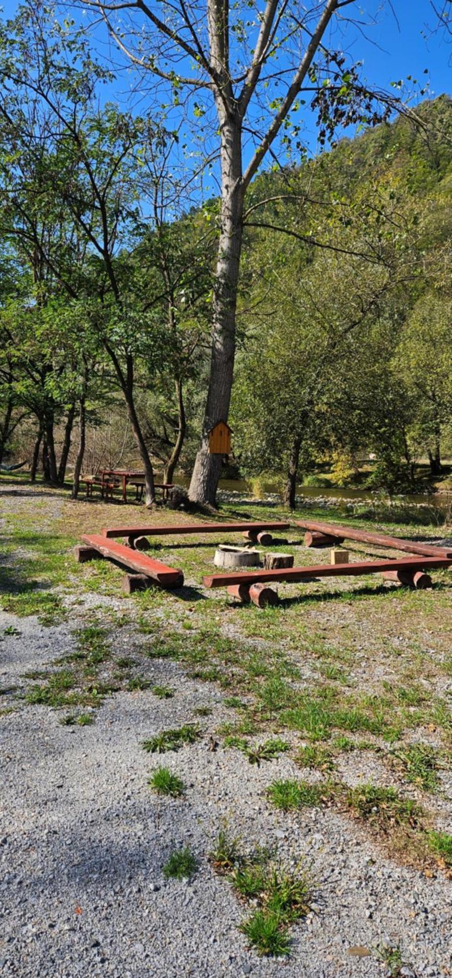 Villa Casute Zavoi Bulz Esterno foto